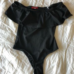 Guess bodysuit size small